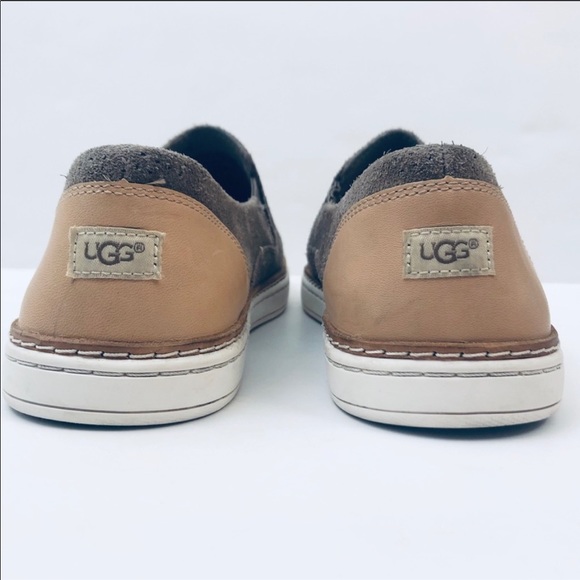 Ugg slip on shoes size 8.5 - Picture 7 of 8